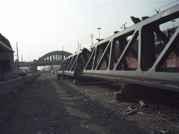 Pensile metalliche stazione ferroviaria